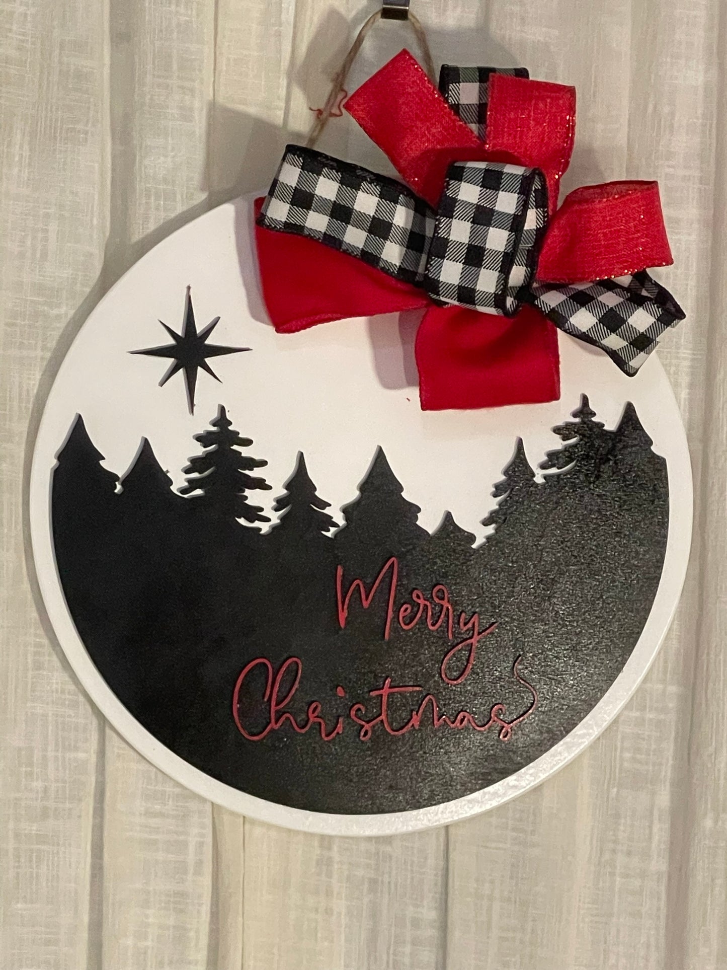 Christmas Door Hanger - Round Wooden Sign